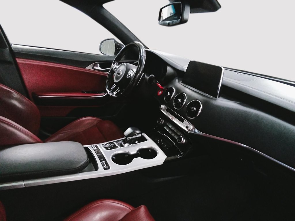 2019 Kia Stinger in Amos, Quebec - 15 - w1024h768px