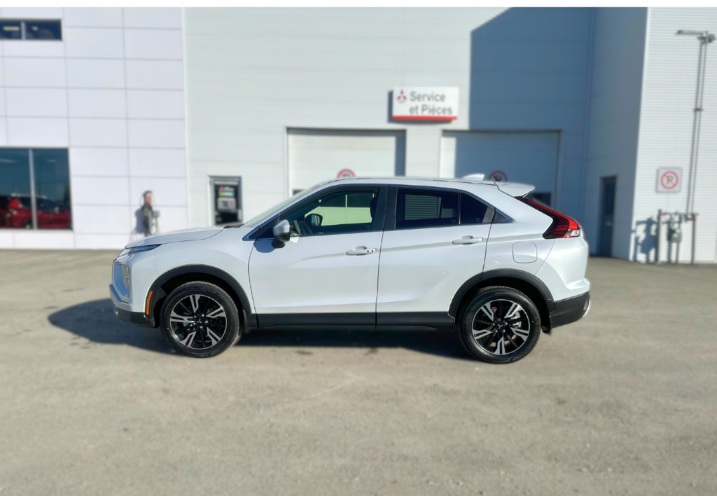 2024  ECLIPSE CROSS SE in Amos, Quebec - 5 - w1024h768px