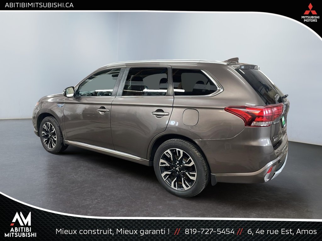 Mitsubishi OUTLANDER PHEV  2018 à Amos, Québec - 4 - w1024h768px