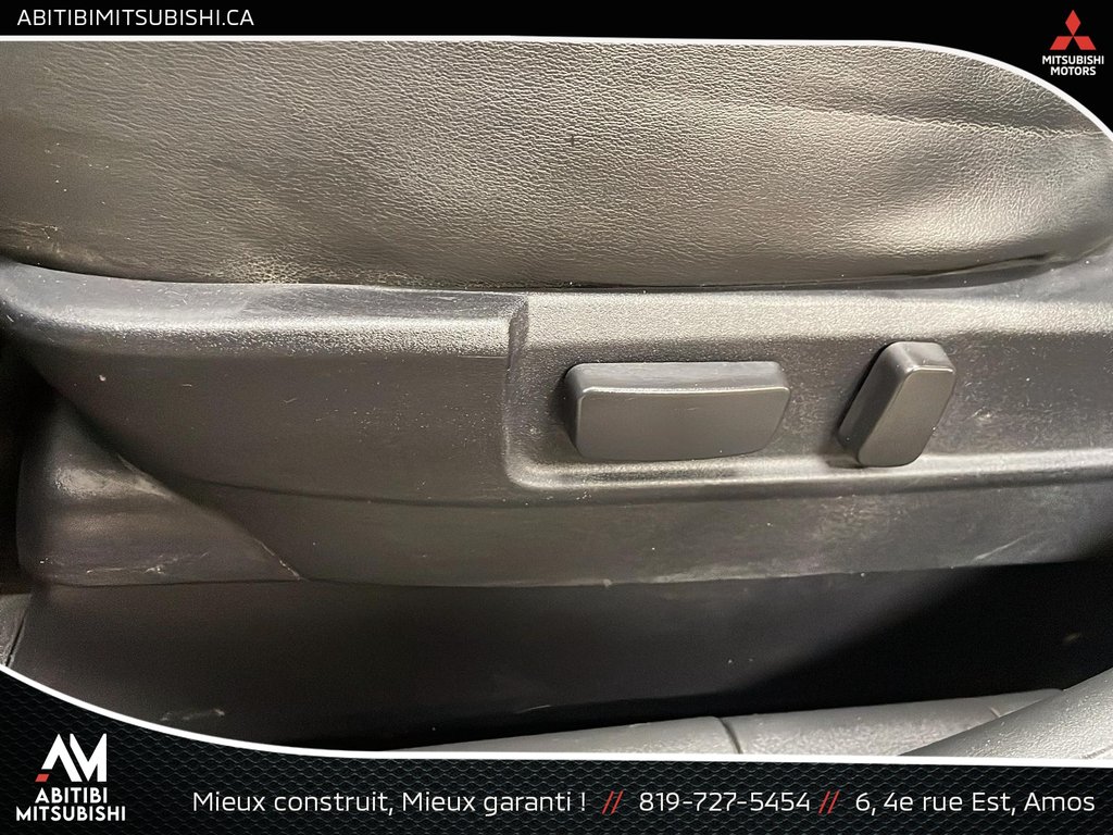 Mitsubishi OUTLANDER PHEV  2018 à Amos, Québec - 12 - w1024h768px
