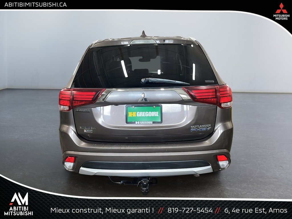 Mitsubishi OUTLANDER PHEV  2018 à Amos, Québec - 6 - w1024h768px