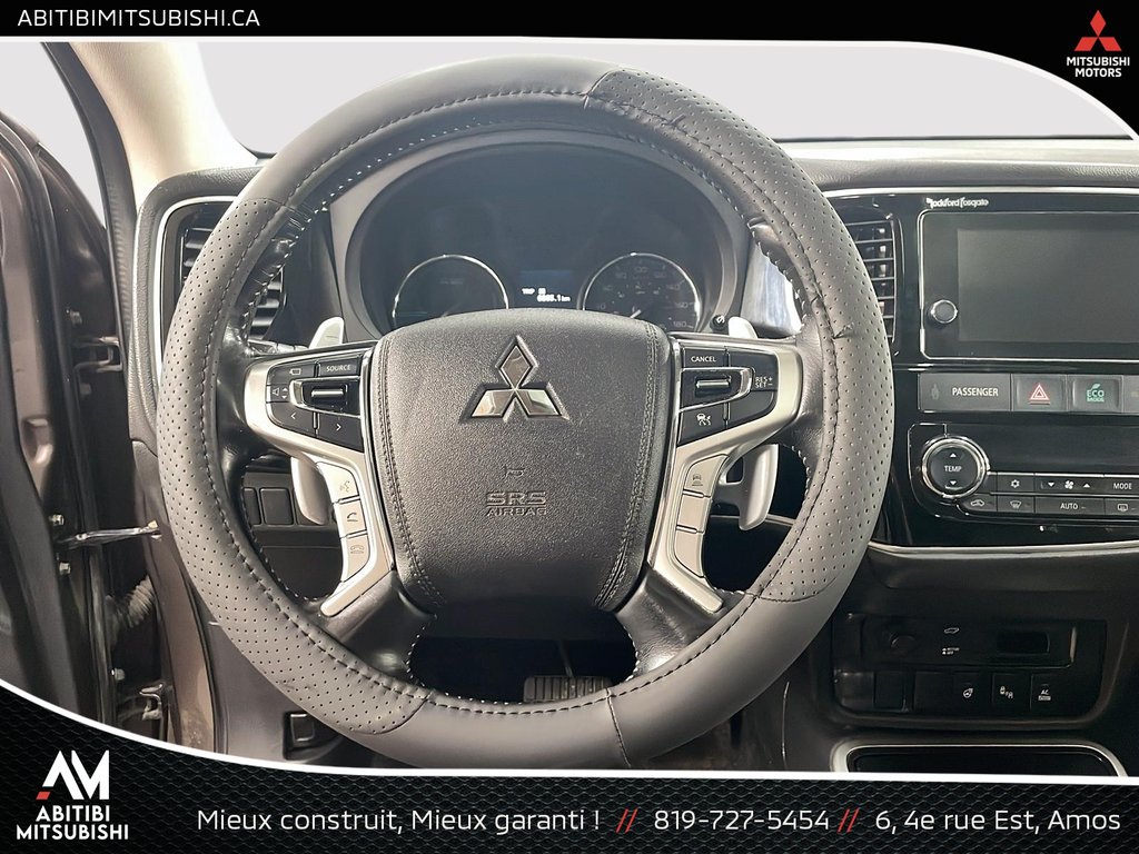 Mitsubishi OUTLANDER PHEV  2018 à Amos, Québec - 14 - w1024h768px