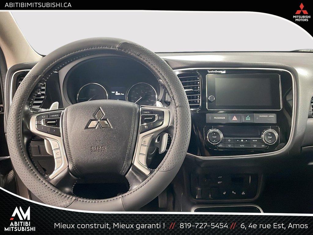 Mitsubishi OUTLANDER PHEV  2018 à Amos, Québec - 13 - w1024h768px