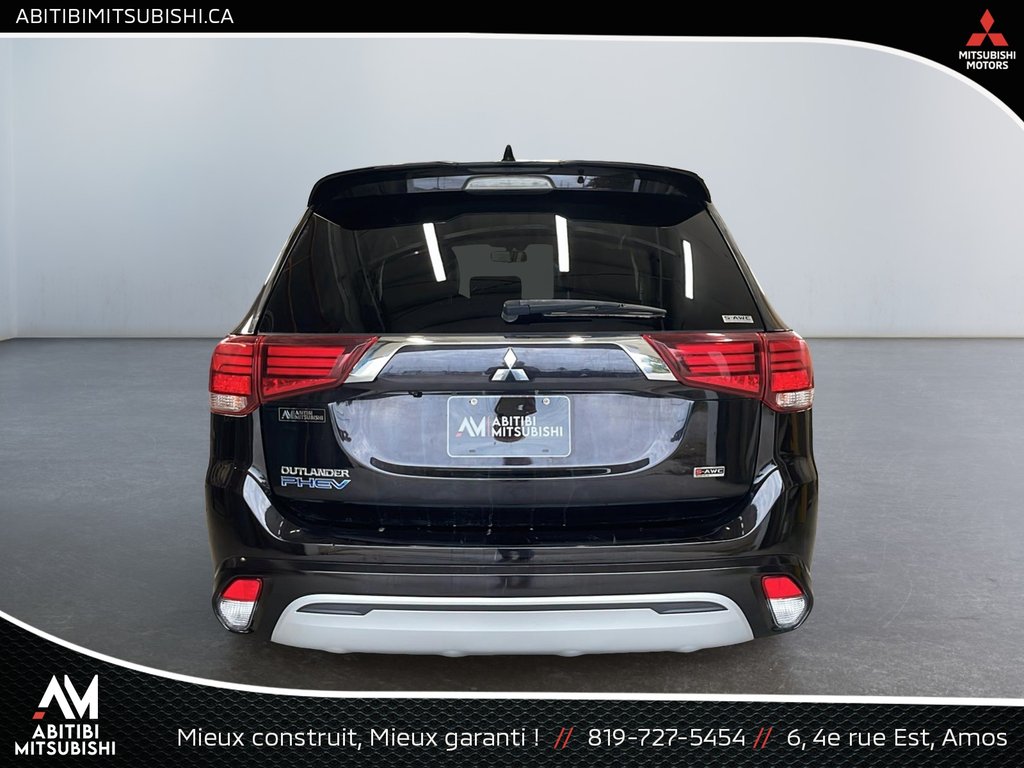 Mitsubishi Outlander PHEV  2020 à Amos, Québec - 8 - w1024h768px