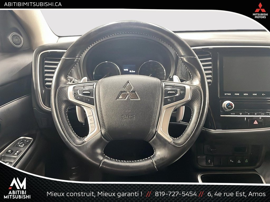 Mitsubishi Outlander PHEV  2020 à Amos, Québec - 16 - w1024h768px