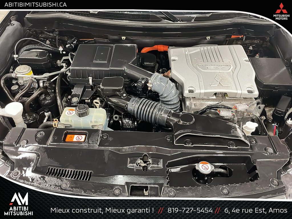 Mitsubishi Outlander PHEV  2020 à Amos, Québec - 25 - w1024h768px