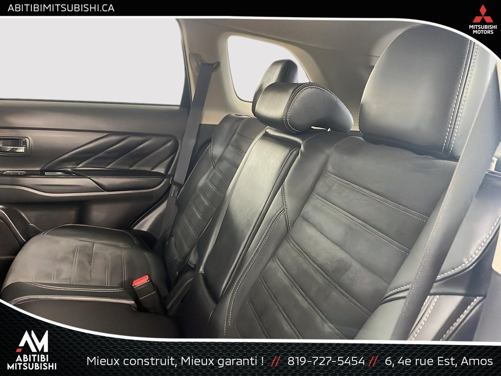 Mitsubishi Outlander PHEV  2020 à Amos, Québec - 21 - w1024h768px