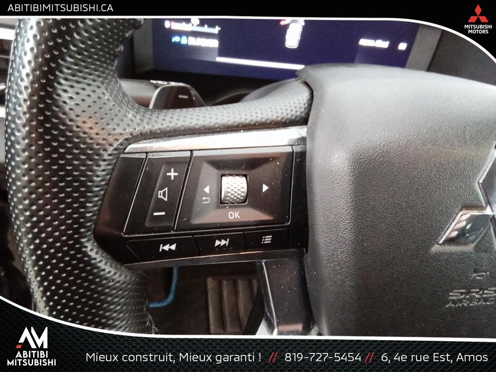 2023 Mitsubishi OUTLANDER PHEV ES in Amos, Quebec - 16 - w1024h768px