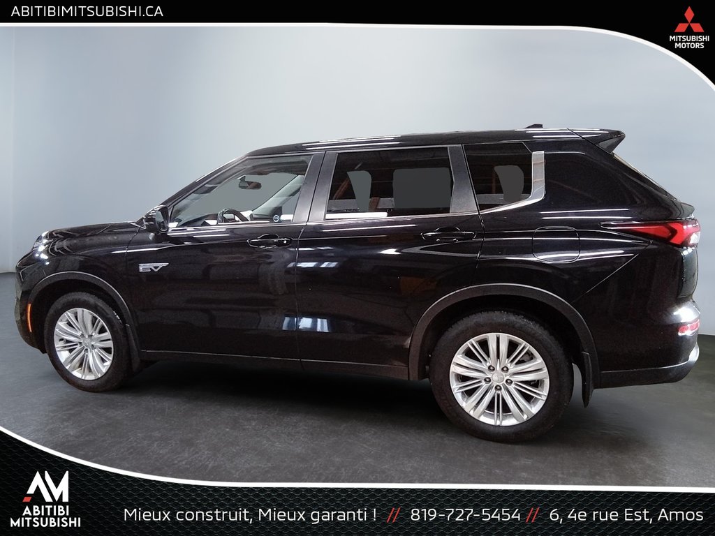 2023 Mitsubishi OUTLANDER PHEV ES in Amos, Quebec - 4 - w1024h768px