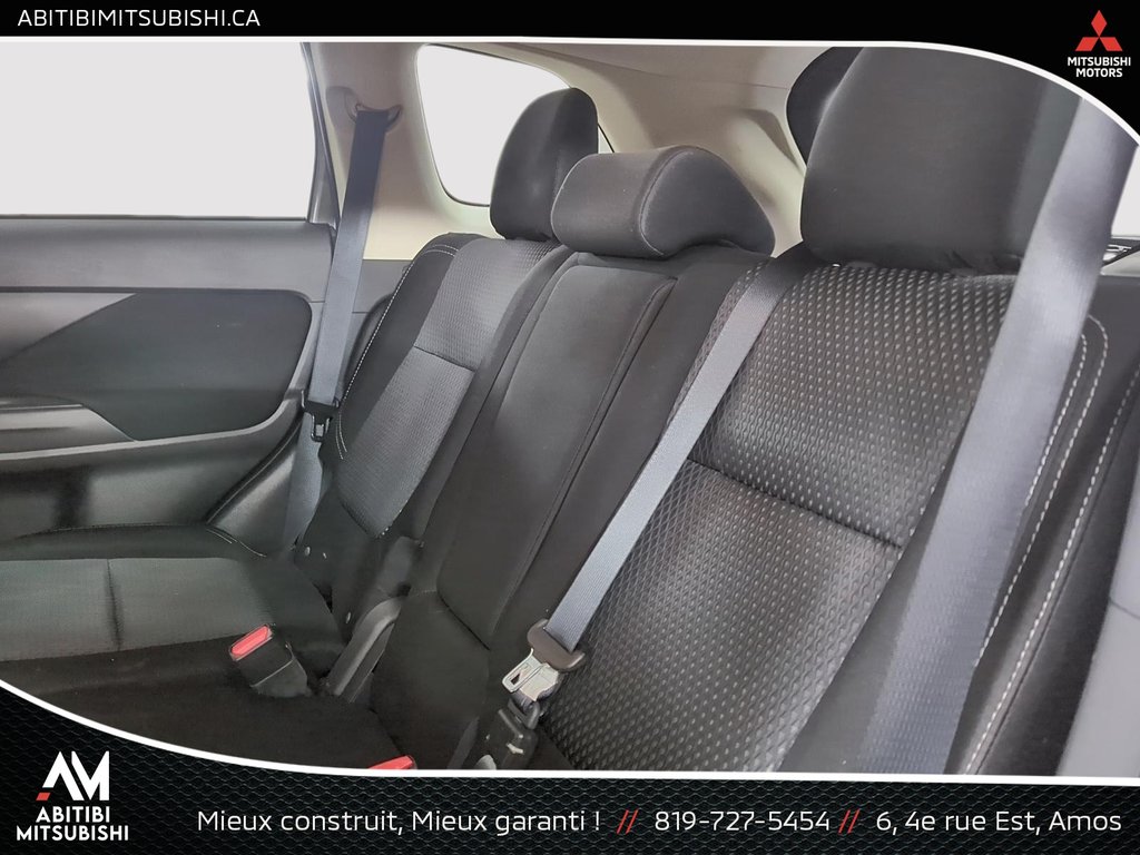 Mitsubishi Outlander  2019 à Amos, Québec - 19 - w1024h768px