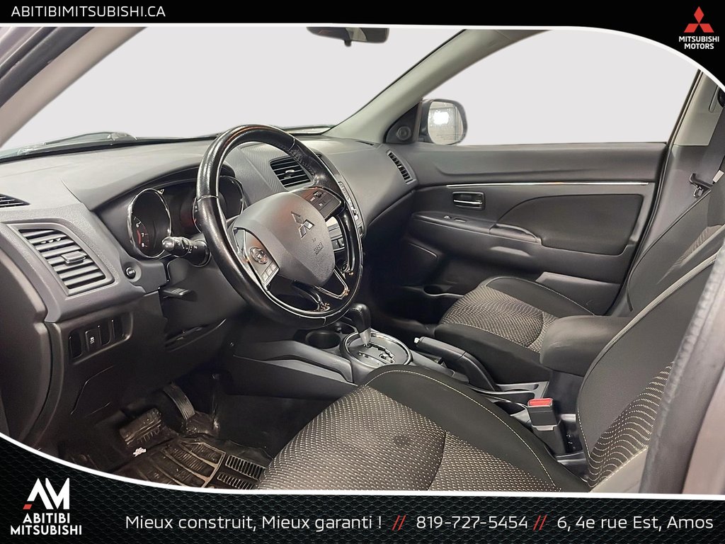 Mitsubishi RVR SE 2016 à Amos, Québec - 9 - w1024h768px