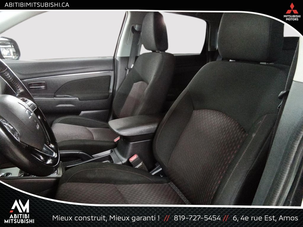 Mitsubishi RVR SE 2018 à Amos, Québec - 12 - w1024h768px
