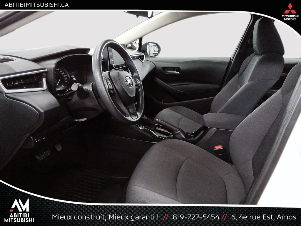 Toyota Corolla LE 2020 à Amos, Québec - 9 - w1024h768px