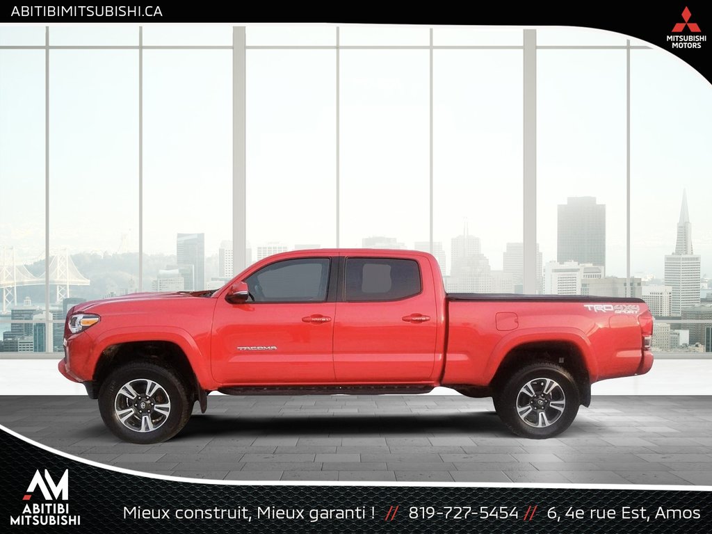 2015  Tacoma 4X4 Double Cab V6 in Amos, Quebec - 7 - w1024h768px
