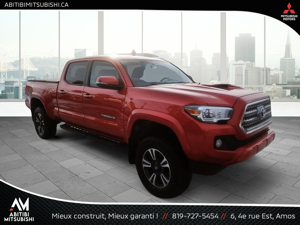 2015  Tacoma 4X4 Double Cab V6 in Amos, Quebec - 1 - w1024h768px