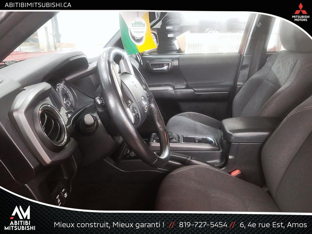 2015  Tacoma 4X4 Double Cab V6 in Amos, Quebec - 17 - w1024h768px