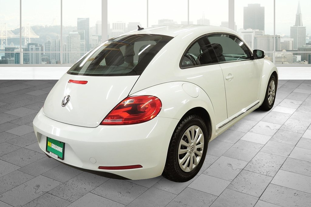2014  Beetle Coupe in Amos, Quebec - 14 - w1024h768px