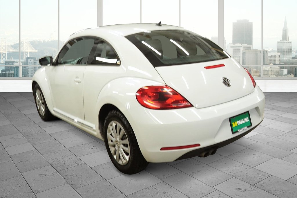 2014  Beetle Coupe in Amos, Quebec - 10 - w1024h768px