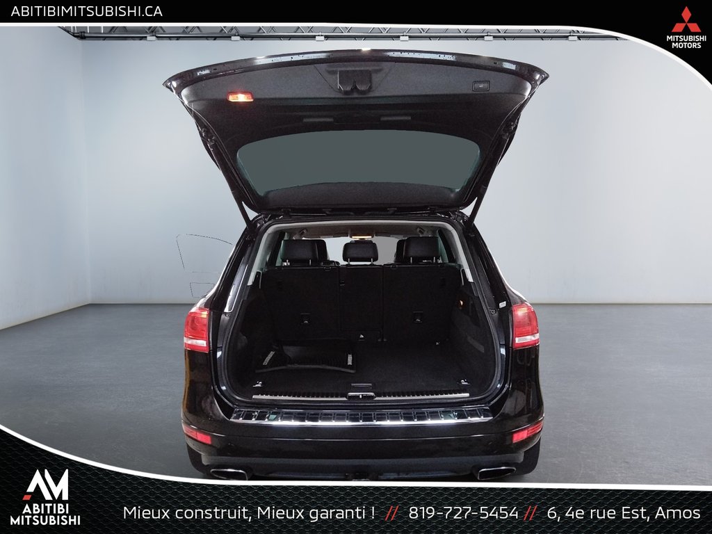 2014 Volkswagen Touareg in Amos, Quebec - 20 - w1024h768px