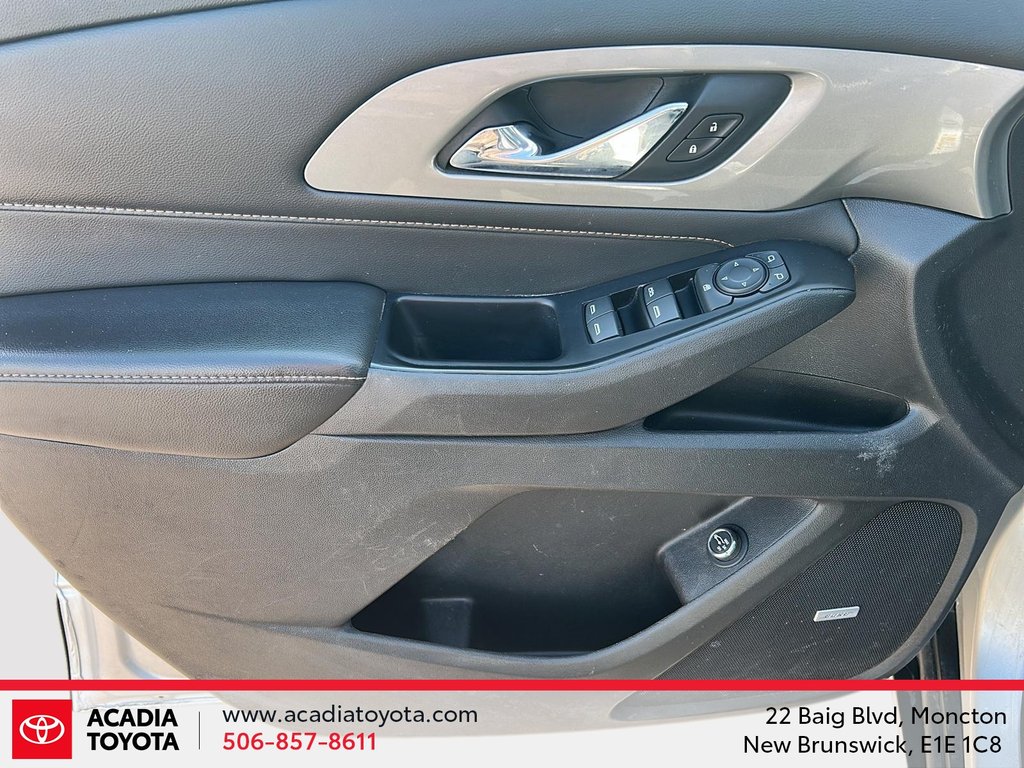 2020 Chevrolet Traverse RS in Moncton, New Brunswick - 11 - w1024h768px