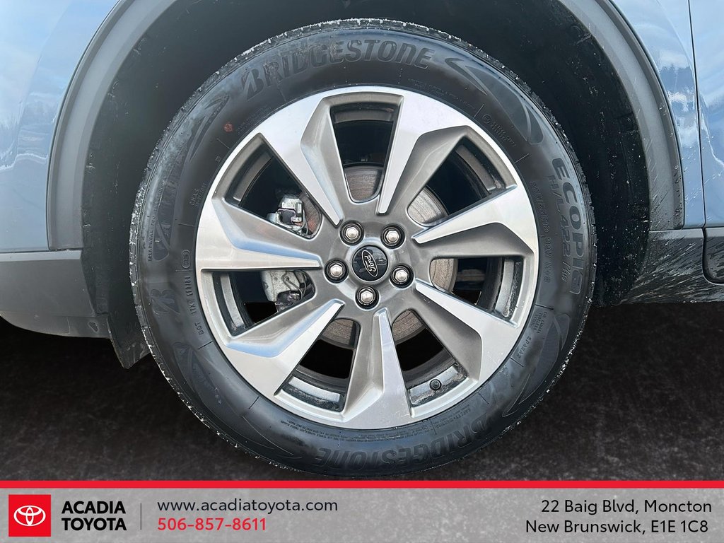 2025 Ford Escape Platinum in Moncton, New Brunswick - 7 - w1024h768px