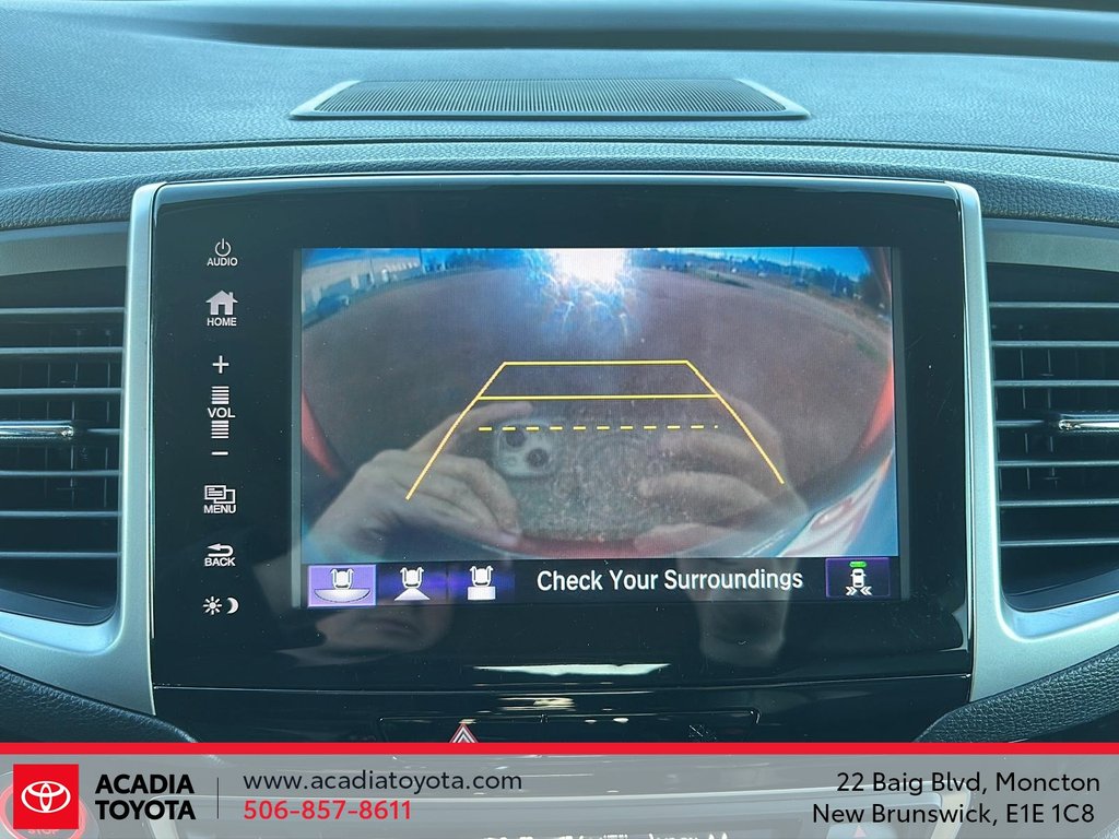 2018 Honda Pilot Touring in Moncton, New Brunswick - 18 - w1024h768px