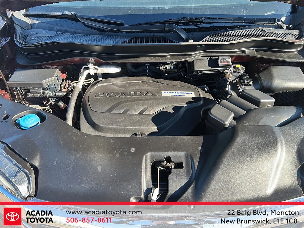 2018 Honda Pilot Touring in Moncton, New Brunswick - 8 - w1024h768px