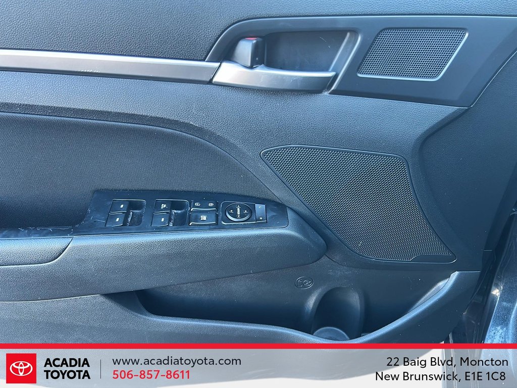 2020 Hyundai Elantra Preferred in Moncton, New Brunswick - 11 - w1024h768px