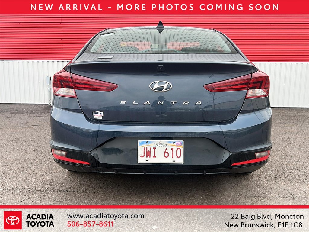 2020 Hyundai Elantra Preferred in Moncton, New Brunswick - 3 - w1024h768px