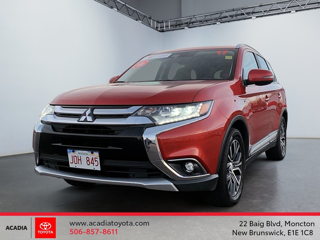 2017 Mitsubishi Outlander GT in Moncton, New Brunswick - 1 - w1024h768px