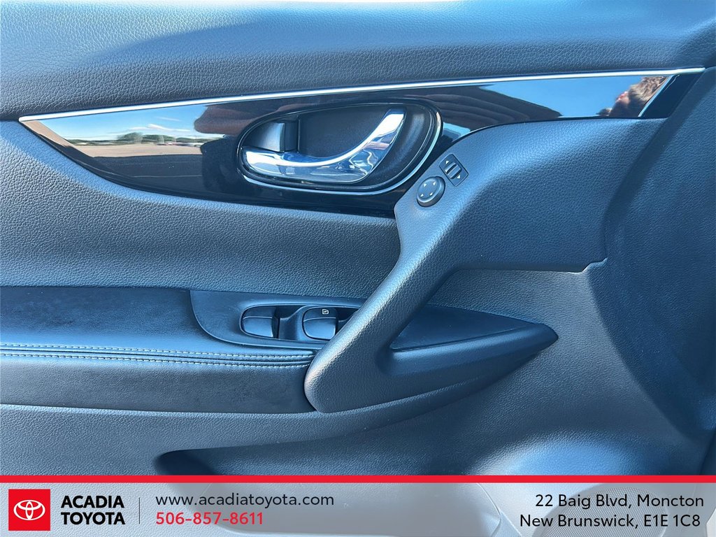 2018 Nissan Qashqai in Moncton, New Brunswick - 12 - w1024h768px