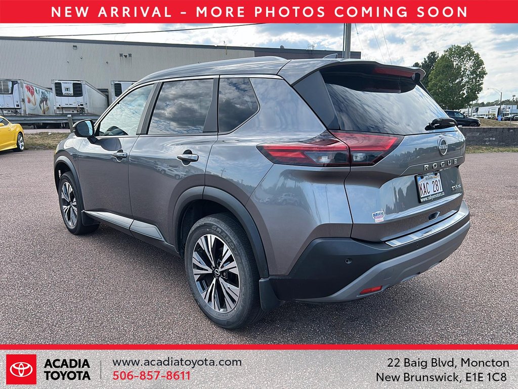2022 Nissan Rogue SV in Moncton, New Brunswick - 4 - w1024h768px
