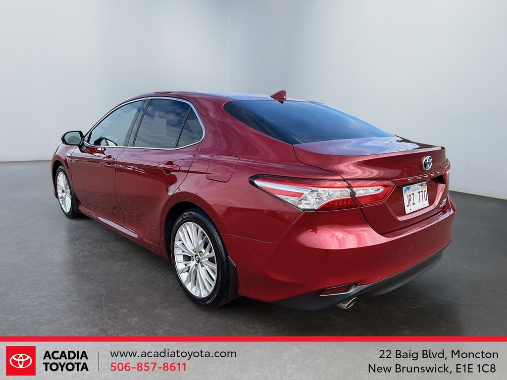 2018 Toyota Camry Hybrid XLE in Moncton, New Brunswick - 4 - w1024h768px