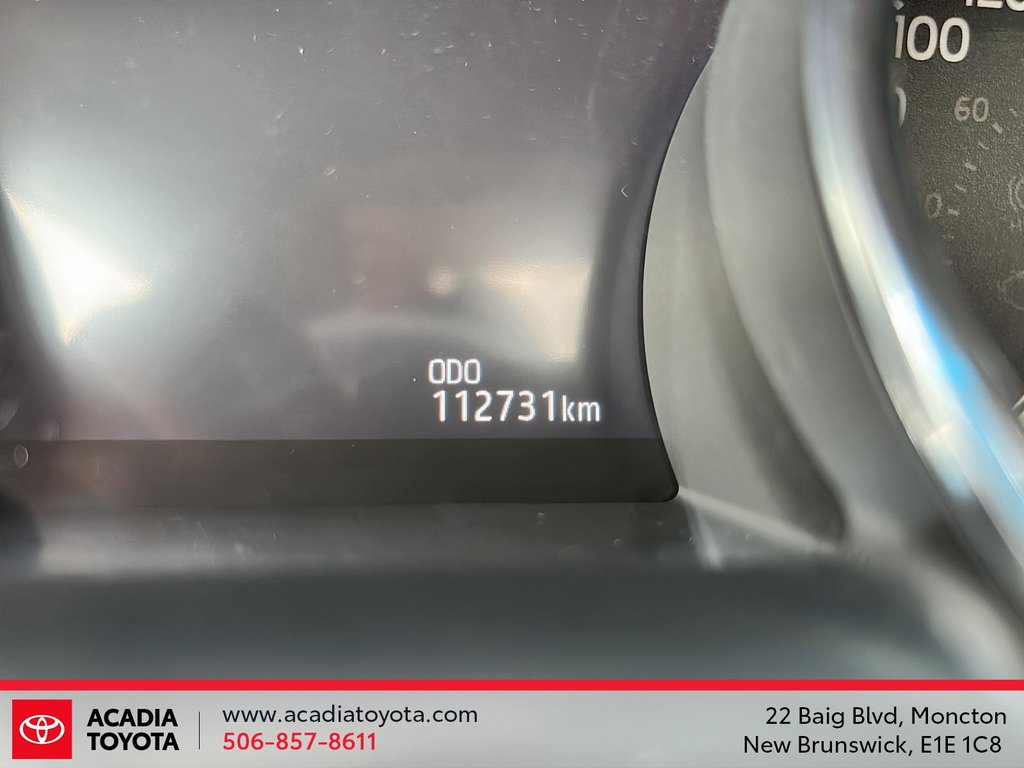 2018 Toyota Camry Hybrid XLE in Moncton, New Brunswick - 13 - w1024h768px