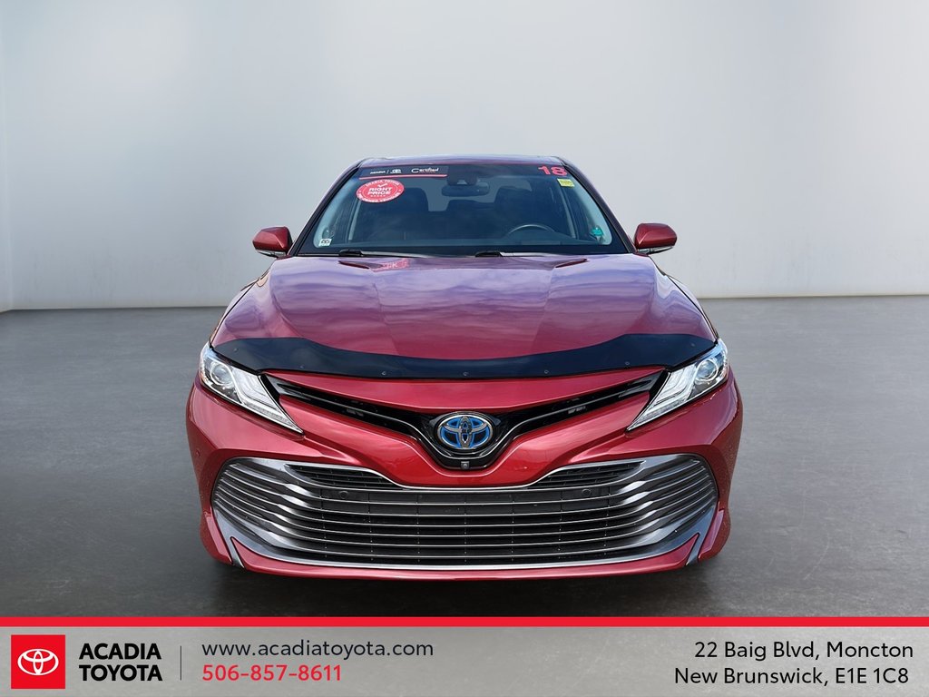 2018 Toyota Camry Hybrid XLE in Moncton, New Brunswick - 2 - w1024h768px