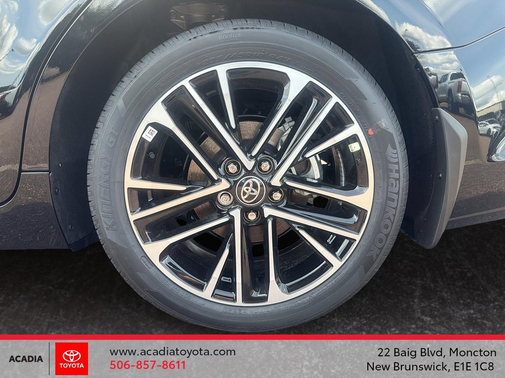 2025 Toyota Camry Hybrid XLE AWD in Moncton, New Brunswick - 8 - w1024h768px