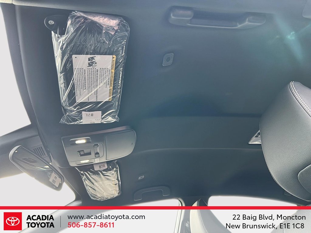 2025 Toyota Camry Hybrid SE in Moncton, New Brunswick - 17 - w1024h768px