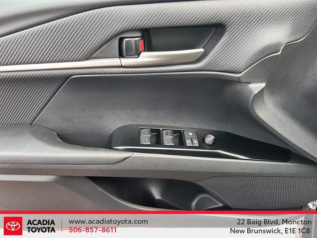 2025 Toyota Camry Hybrid SE in Moncton, New Brunswick - 11 - w1024h768px