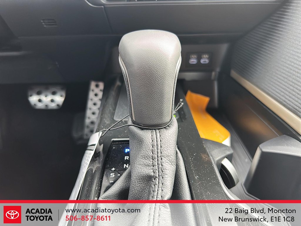 2025 Toyota Camry Hybrid SE in Moncton, New Brunswick - 15 - w1024h768px