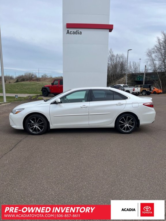 2017 Toyota Camry XSE in Moncton, New Brunswick - 1 - w1024h768px