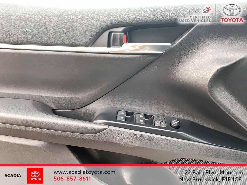 2020 Toyota Camry SE in Moncton, New Brunswick - 11 - w1024h768px