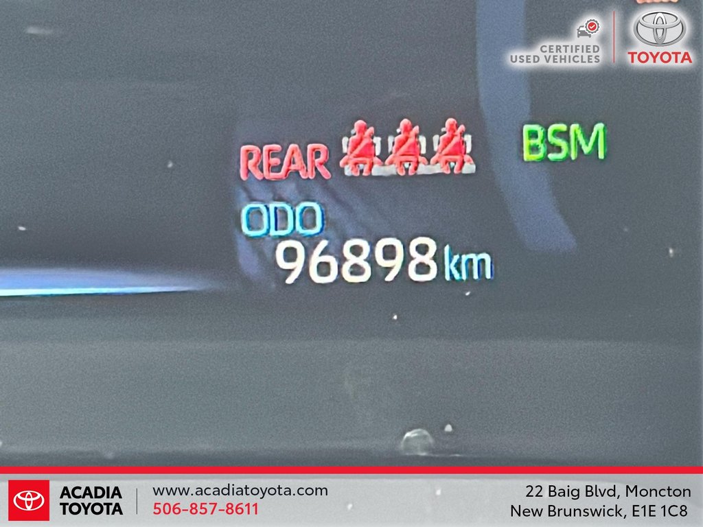 2022 Toyota Corolla Hatchback LA20 in Moncton, New Brunswick - 13 - w1024h768px