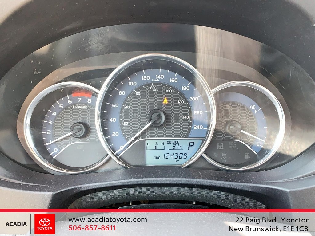 Toyota Corolla LE 2016 à Moncton, Nouveau-Brunswick - 13 - w1024h768px