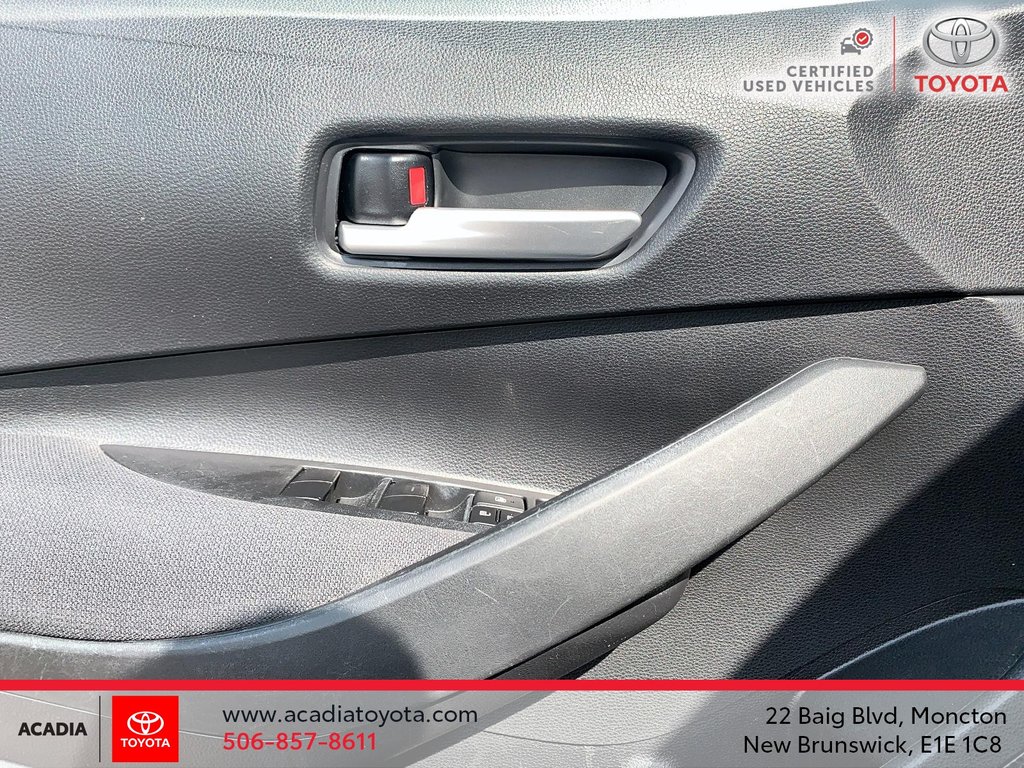 2020 Toyota Corolla LE in Moncton, New Brunswick - 11 - w1024h768px