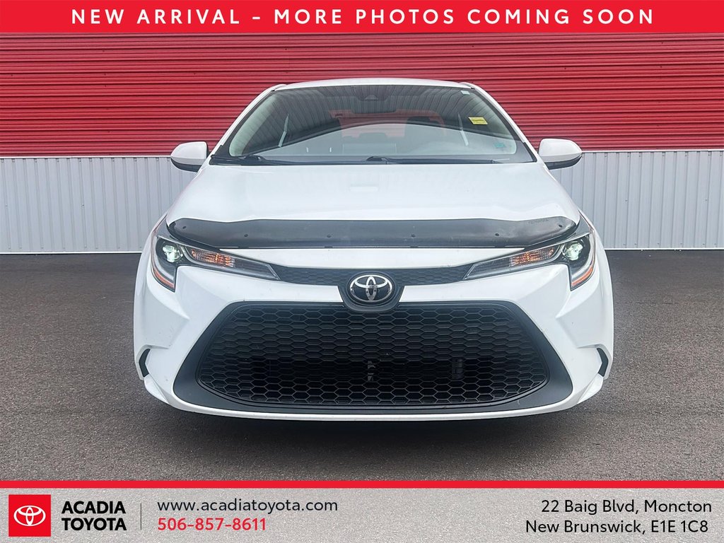 2020 Toyota Corolla LE in Moncton, New Brunswick - 2 - w1024h768px