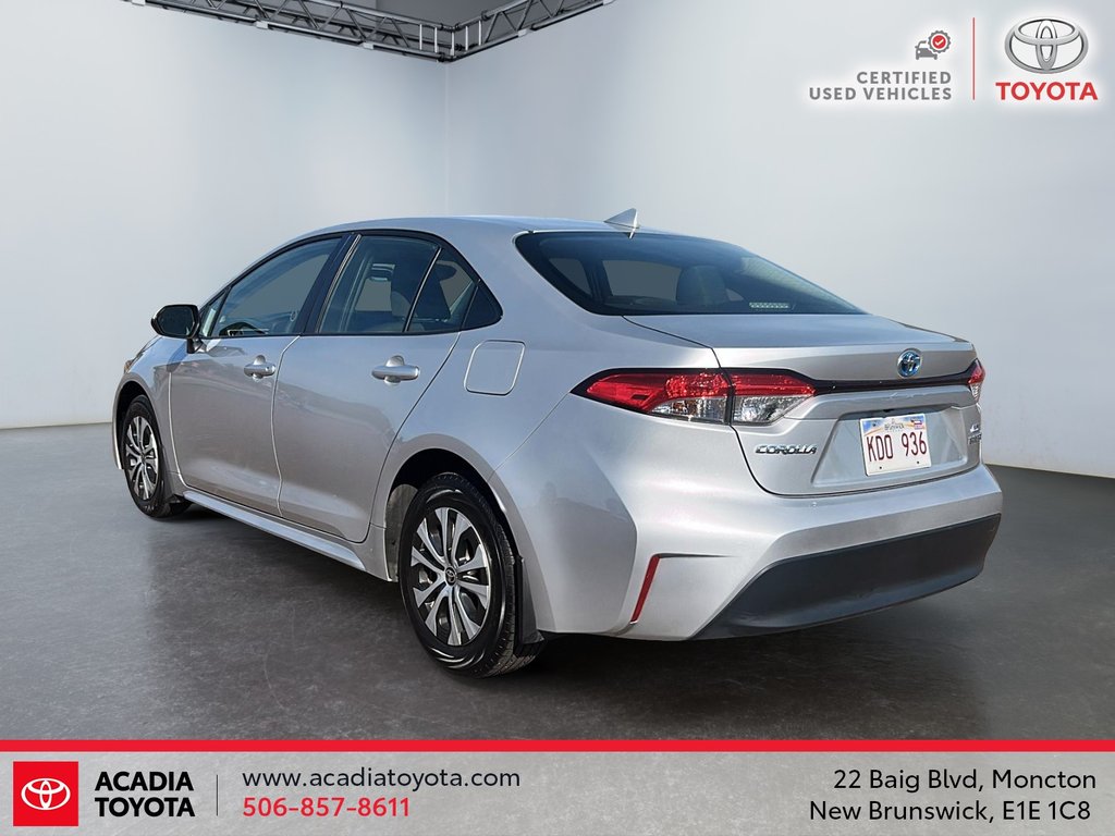 2024 Toyota Corolla Hybrid LE in Moncton, New Brunswick - 4 - w1024h768px