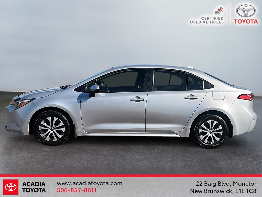 2024 Toyota Corolla Hybrid LE in Moncton, New Brunswick - 5 - w1024h768px