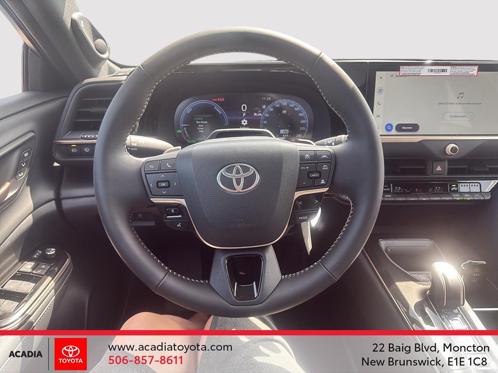2025 Toyota Crown Signia Limited in Moncton, New Brunswick - 12 - w1024h768px