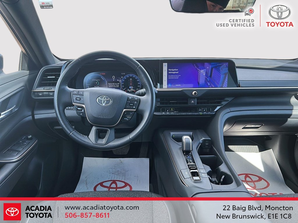 Toyota Crown XLE 2023 à Moncton, Nouveau-Brunswick - 10 - w1024h768px