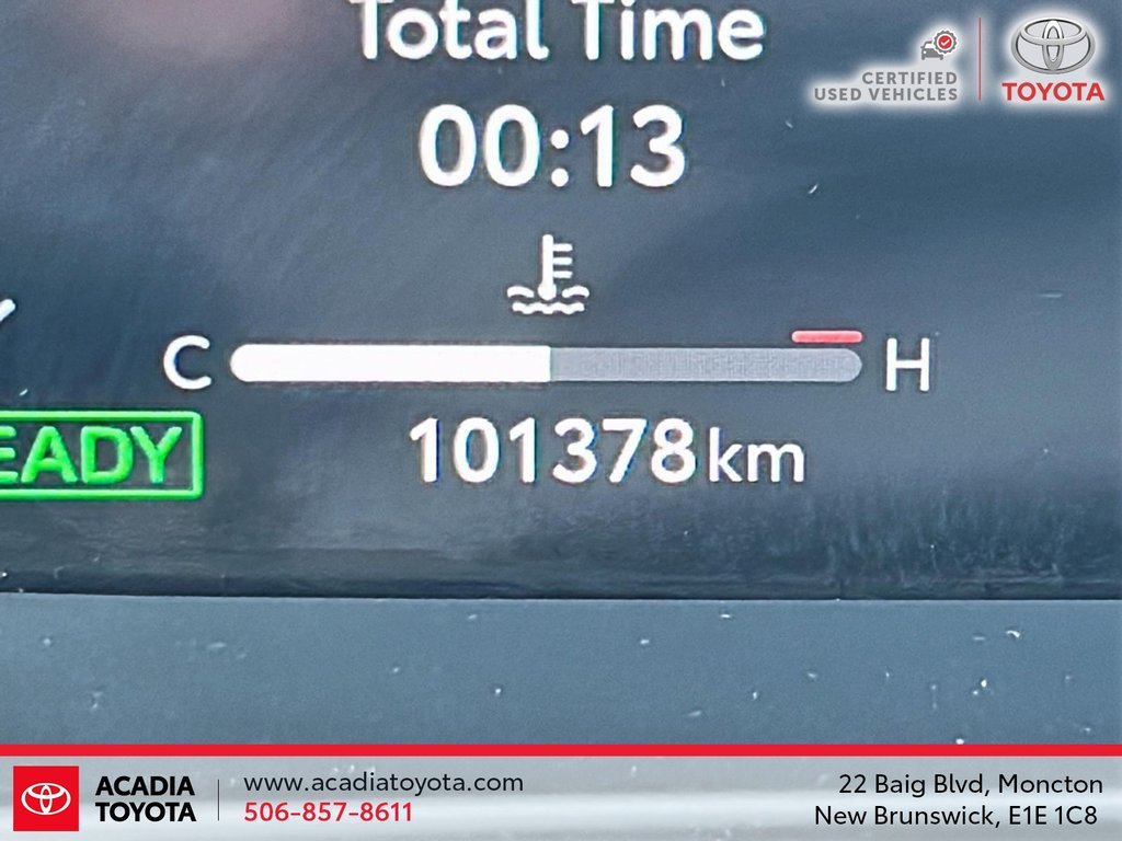 Toyota Crown XLE 2023 à Moncton, Nouveau-Brunswick - 13 - w1024h768px